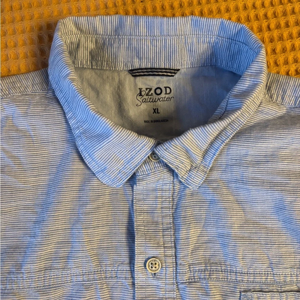IZOD Dockside Short Sleeve Chambray 100% Cotton Men’s XL Button Down Shirt | EUC - Picture 12 of 16
